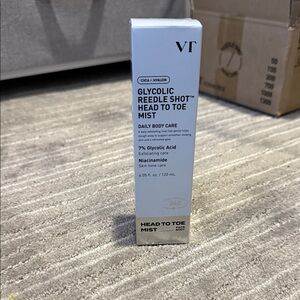 VT Glycolic Reedele Shot Head to Toe Mist - White